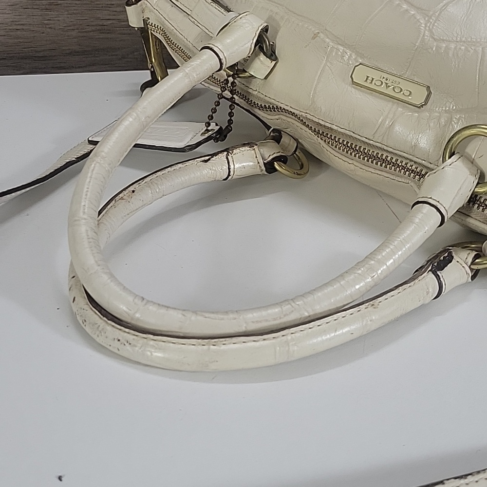 Coach Off-White Croc-Embossed Leather Top-Handle Satchel Crossbody Bag F23042 - Picture 7 of 16